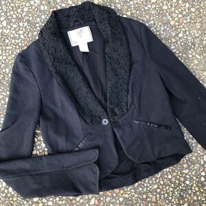 Free People black cotton knit stretch lace collar cropped tuxedo jacket size S